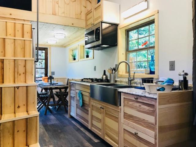 Umpqua'S Last Resort - Wilderness Cabins, Rv Park & Glamping Idleyld Park 外观 照片