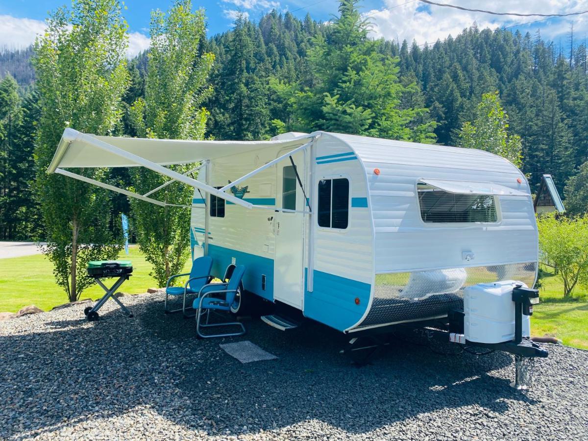 Umpqua'S Last Resort - Wilderness Cabins, Rv Park & Glamping Idleyld Park 外观 照片