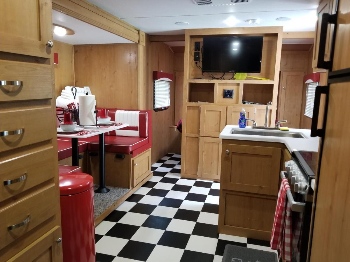 Umpqua'S Last Resort - Wilderness Cabins, Rv Park & Glamping Idleyld Park 外观 照片