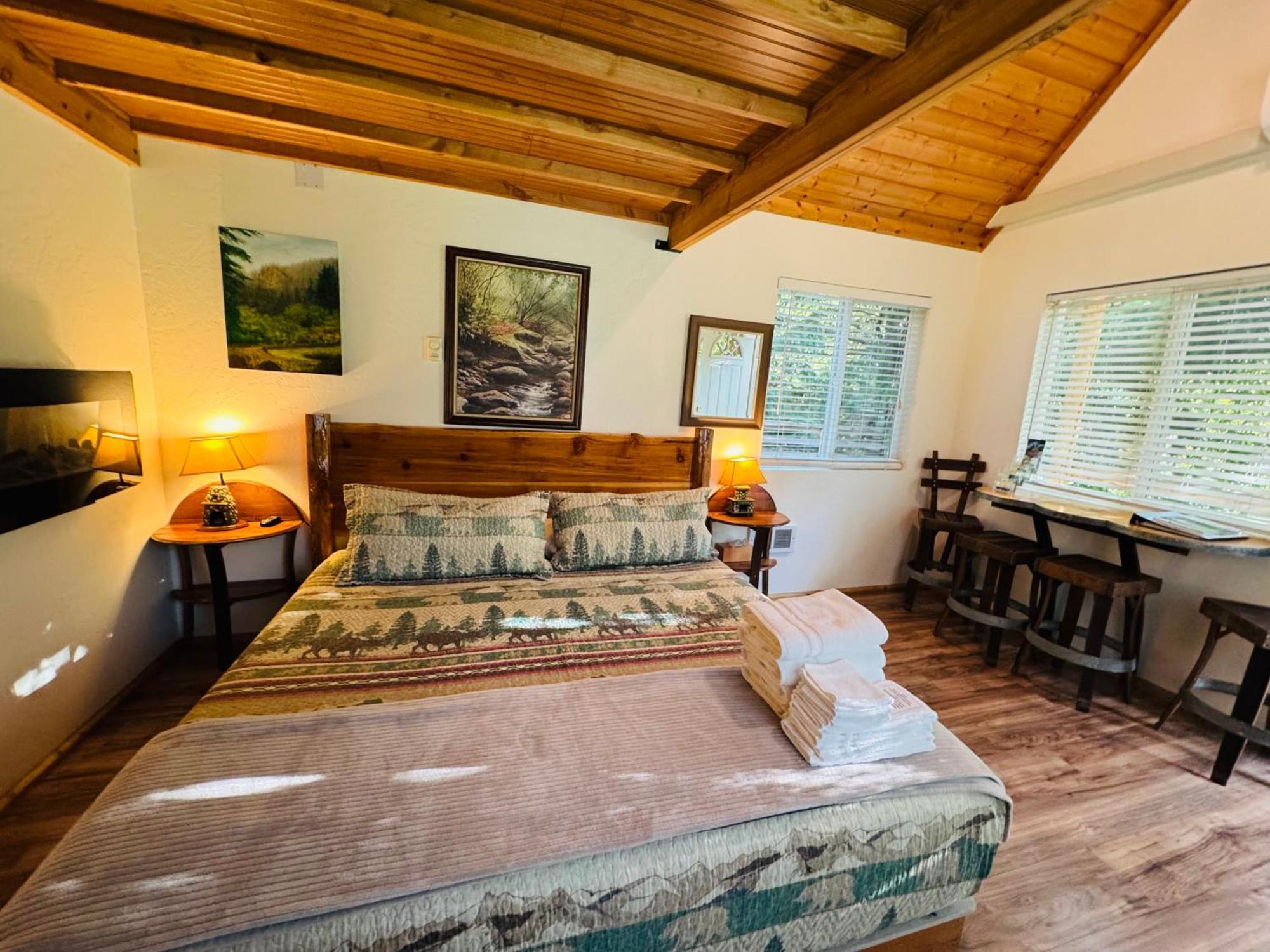 Umpqua'S Last Resort - Wilderness Cabins, Rv Park & Glamping Idleyld Park 外观 照片